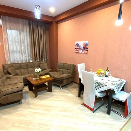 Metta Tbilisi Apartment Екстериор снимка